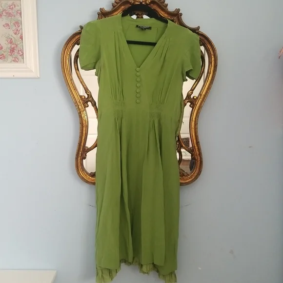 green emerald velvet dress Betsey Johnson ~ 1990s Green Sequin One-shoulder Dress – fruitiga